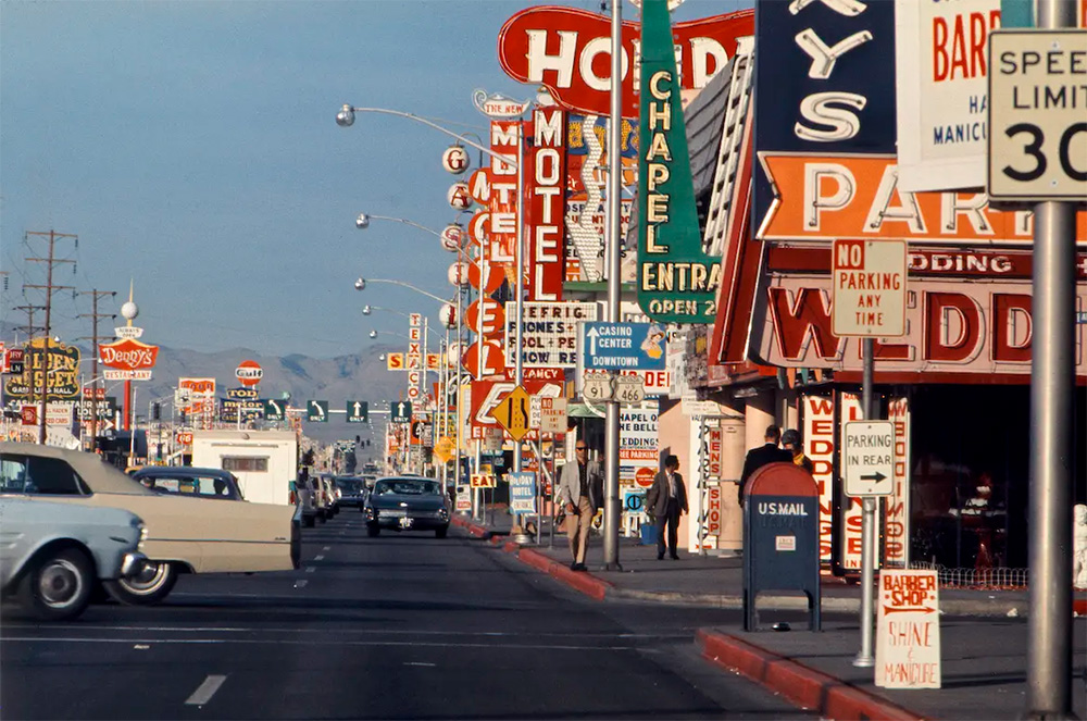 las-vegas-signage.jpg